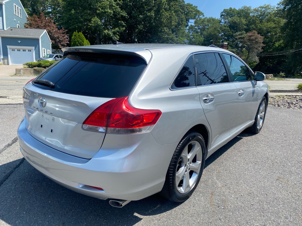 2009 Toyota Venza Image 5