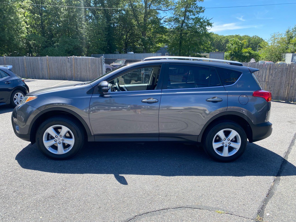 2013 Toyota Rav4 Image 2