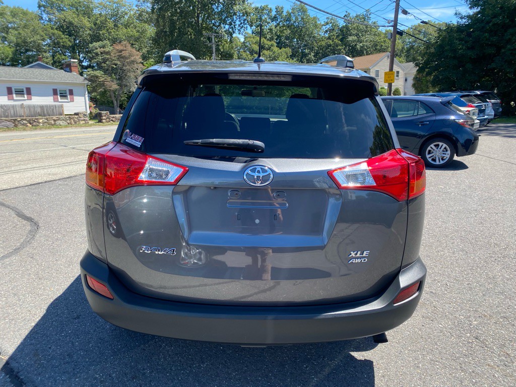 2013 Toyota Rav4 Image 4