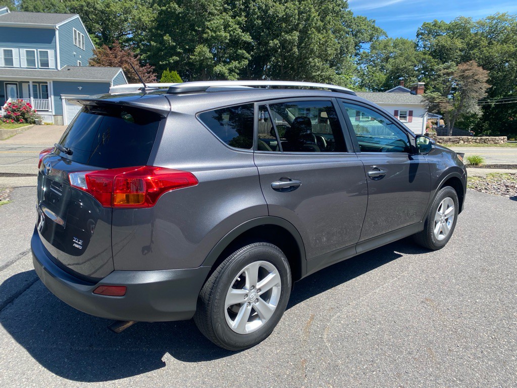 2013 Toyota Rav4 Image 5