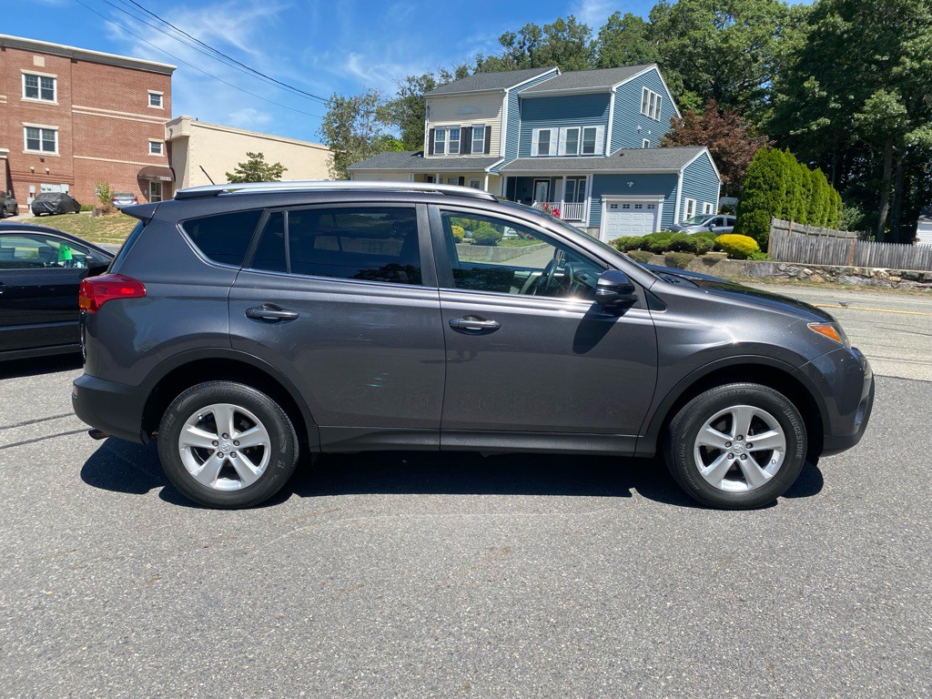 2013 Toyota Rav4 Image 6
