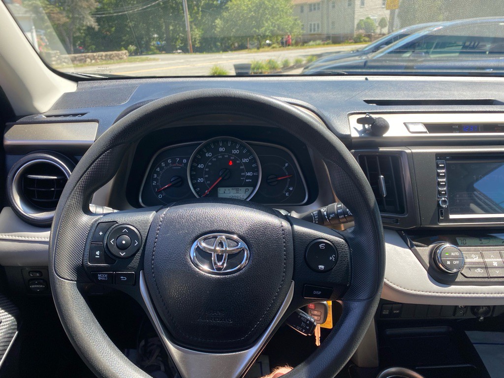 2013 Toyota Rav4 Image 14