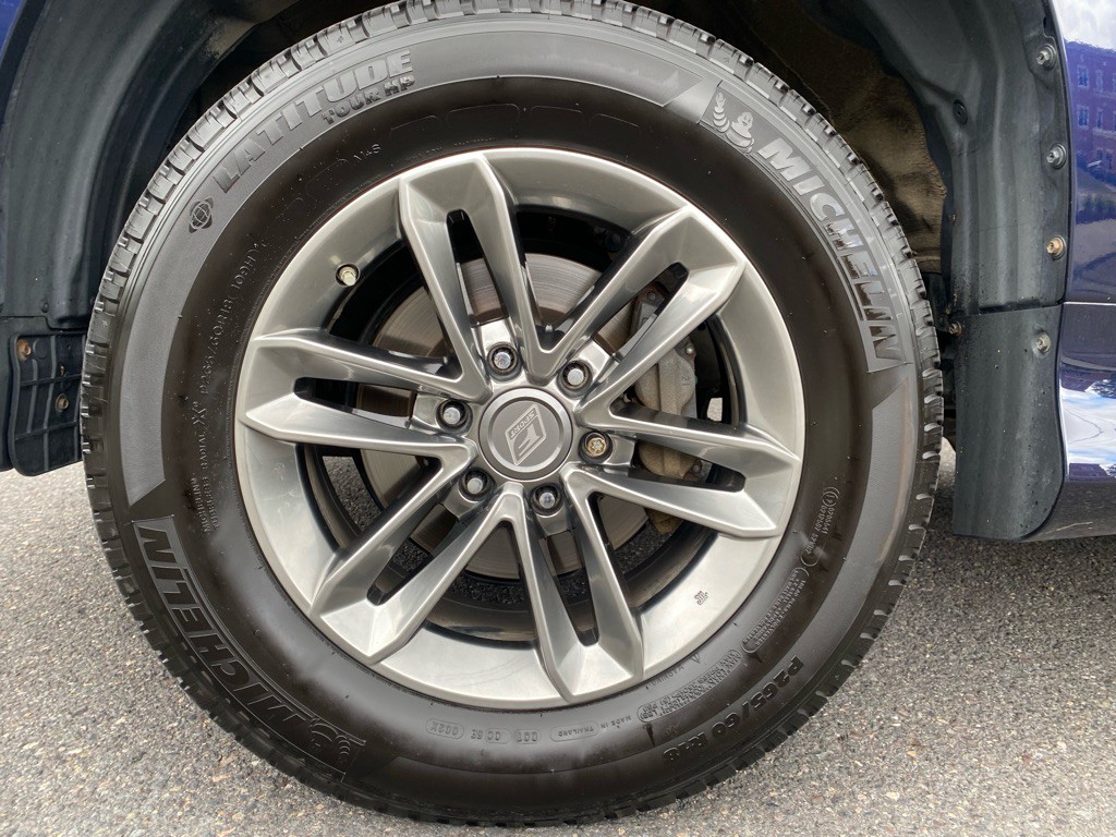 2022 Lexus GX Image 12