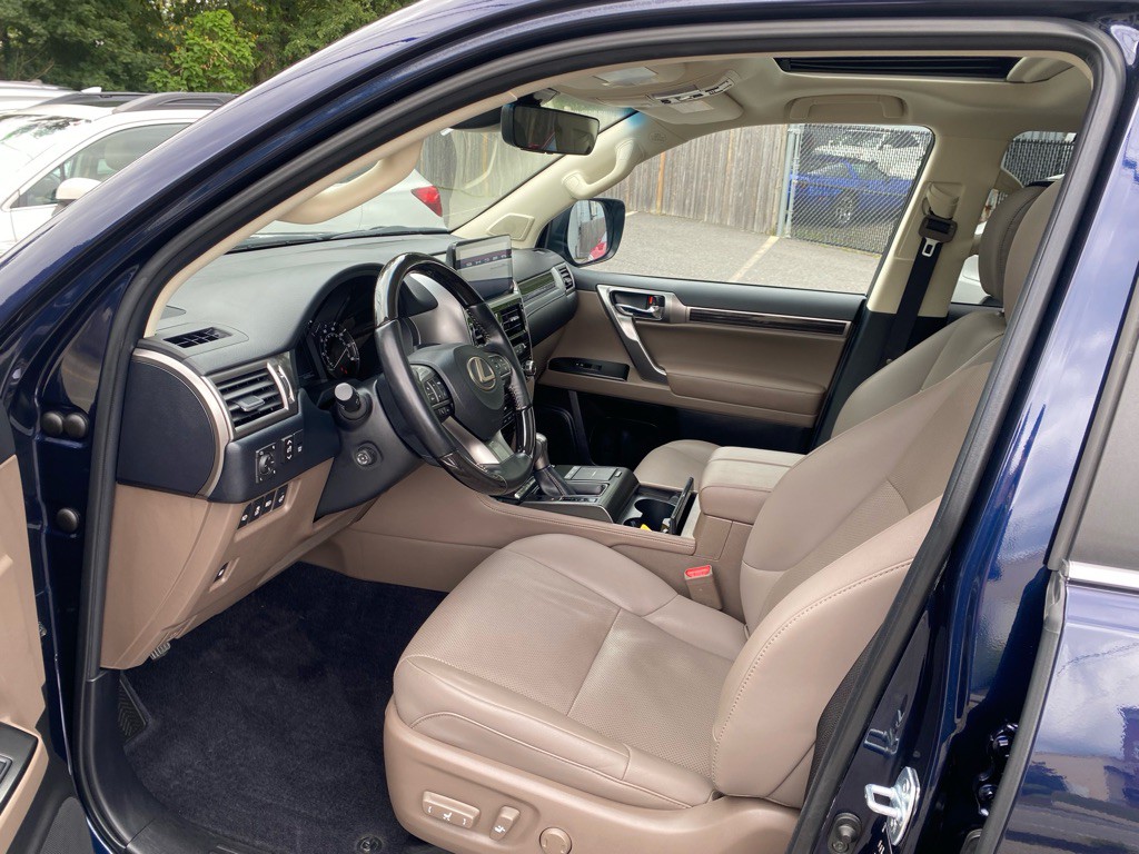 2022 Lexus GX Image 21