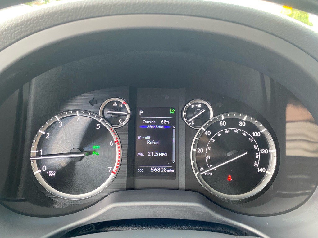 2022 Lexus GX Image 27