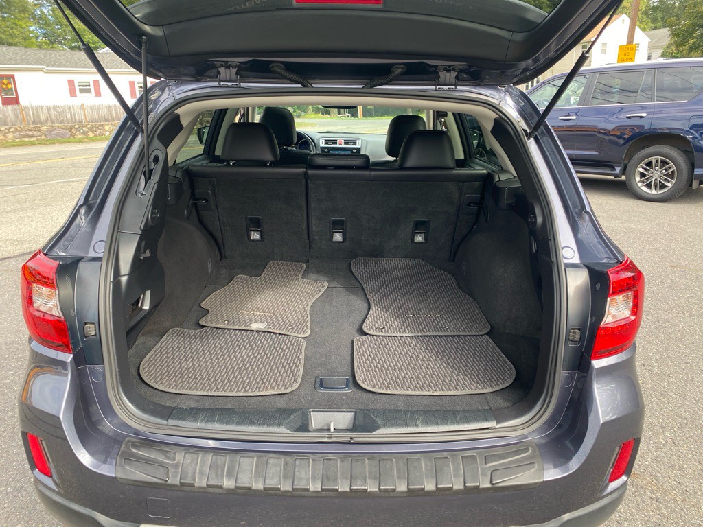2017 Subaru Outback Image 9