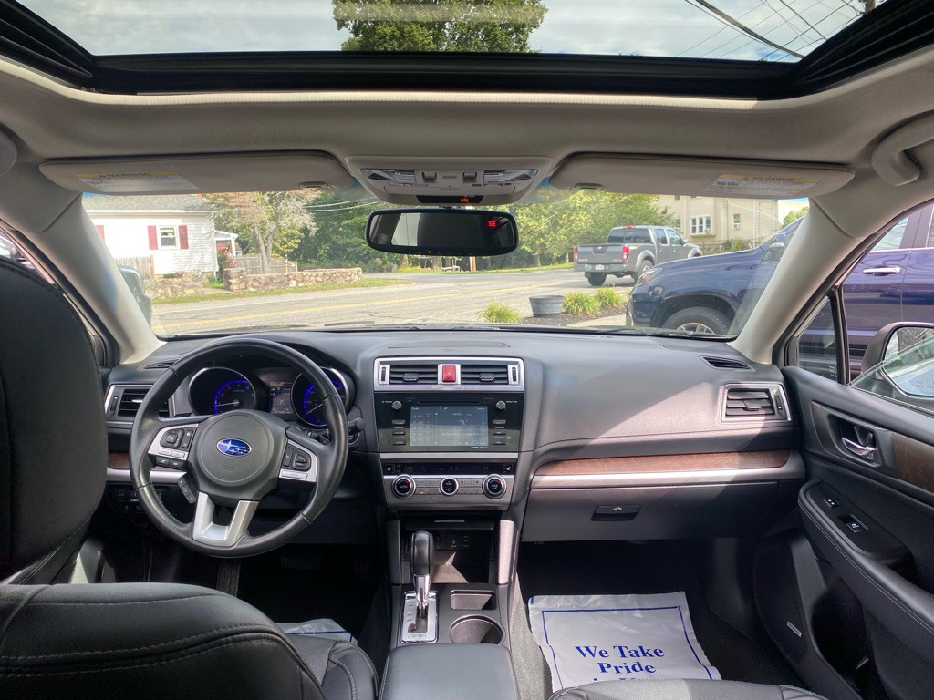 2017 Subaru Outback Image 16