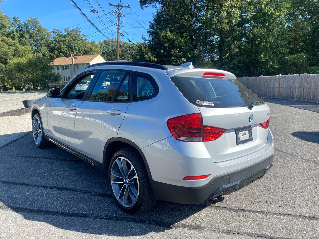 2013 BMW X1 Image 6
