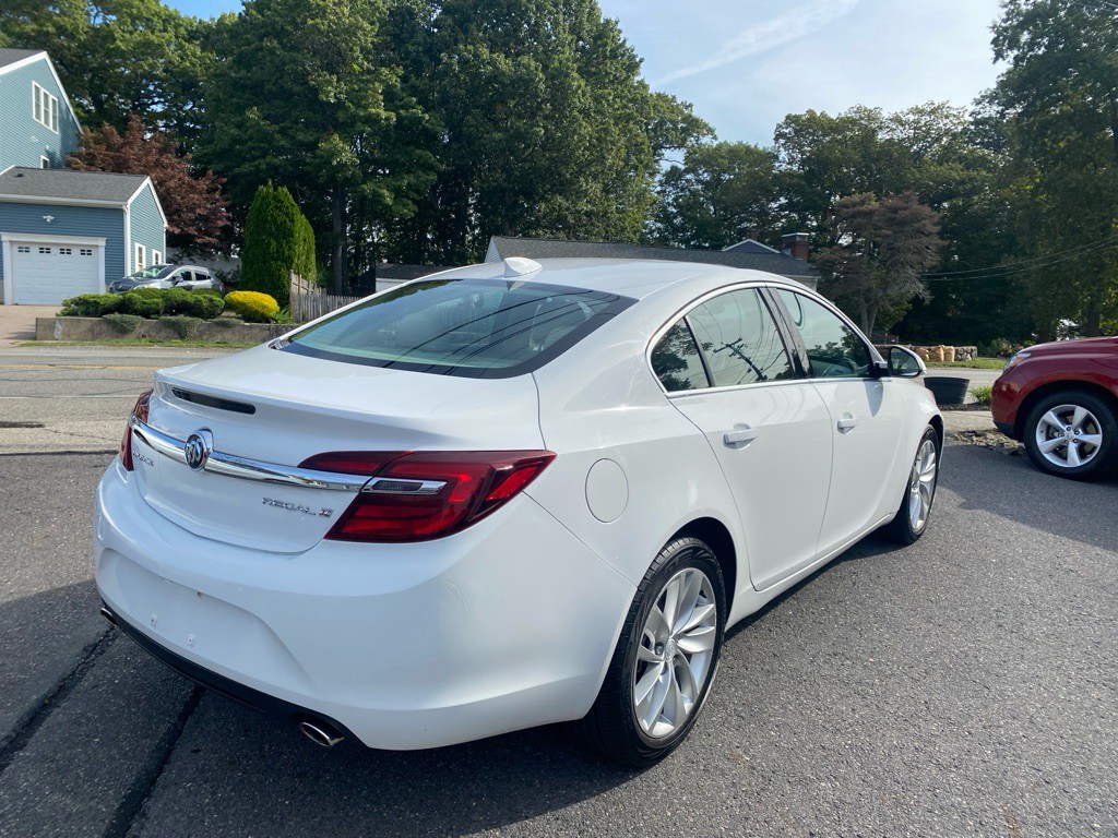 2015 Buick Regal Image 7