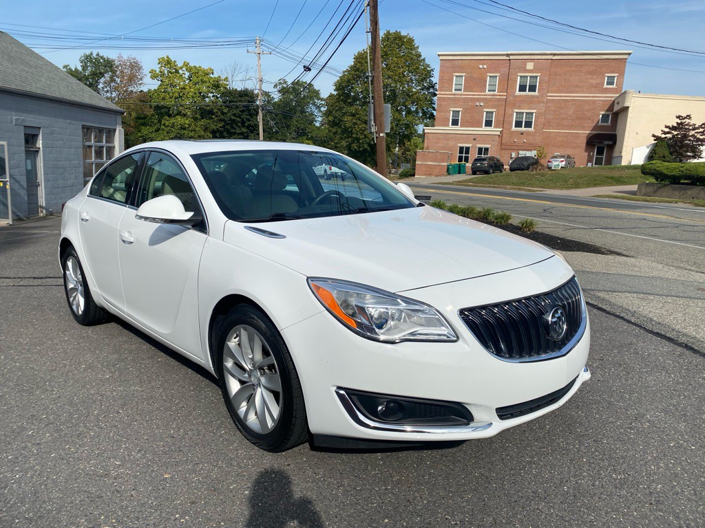 2015 Buick Regal Image 9