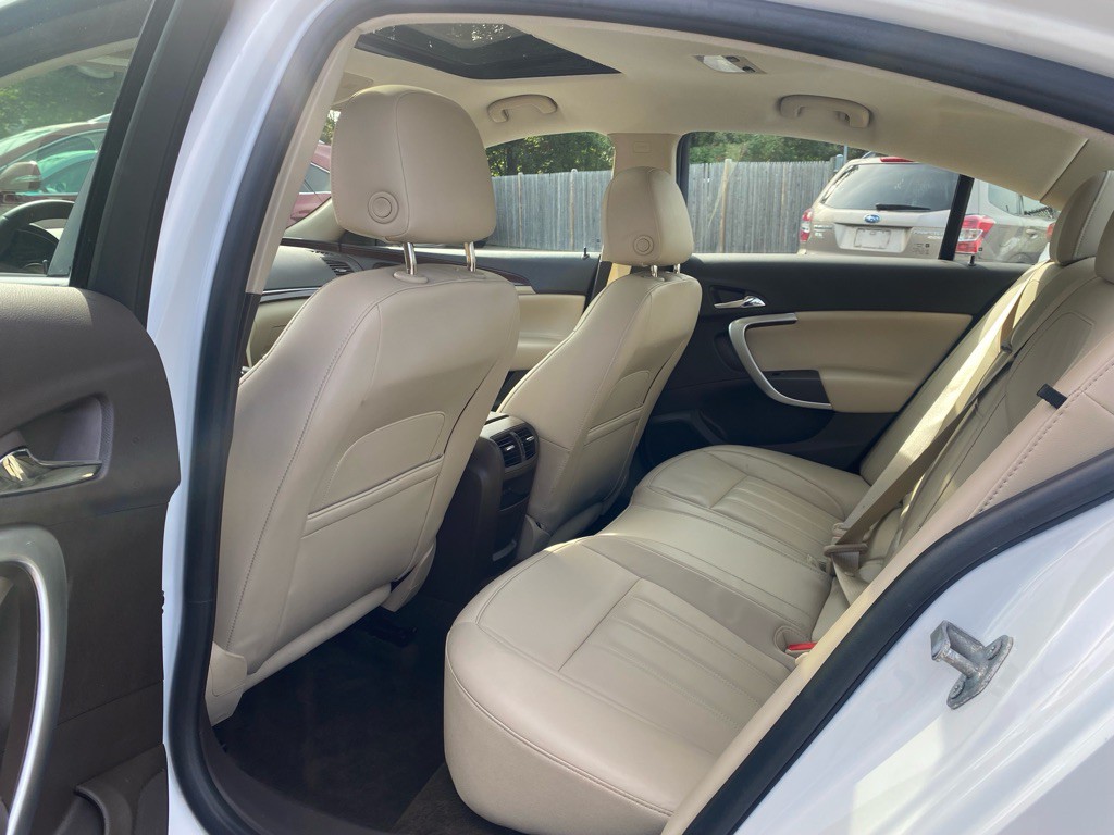 2015 Buick Regal Image 21