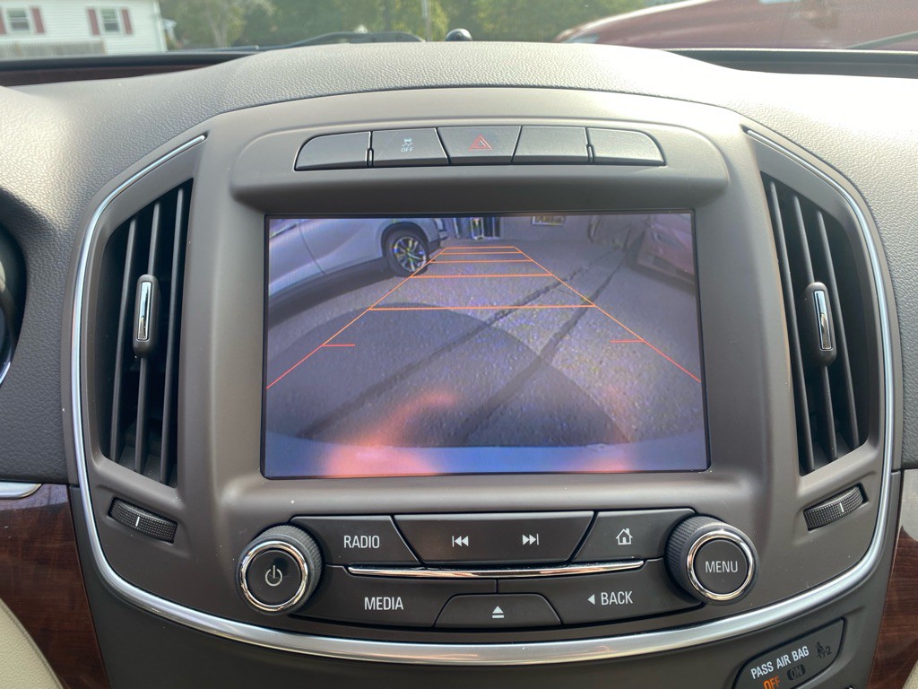 2015 Buick Regal Image 30