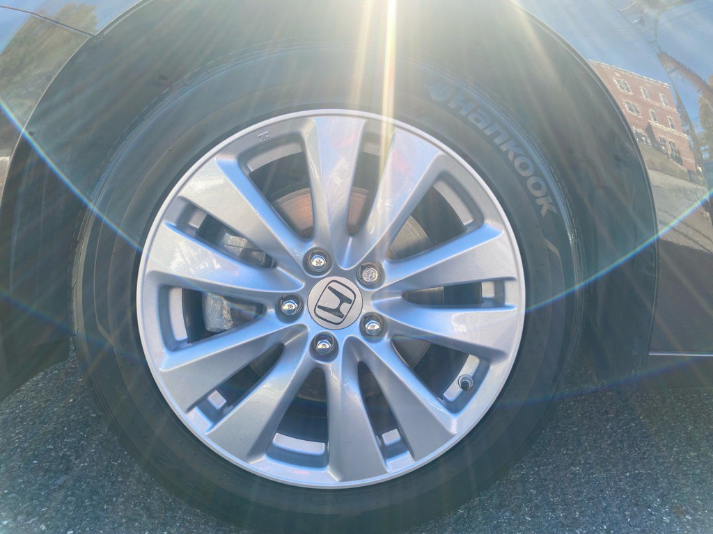 2011 Honda Accord Image 11