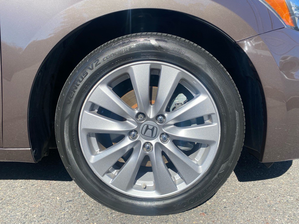 2011 Honda Accord Image 14
