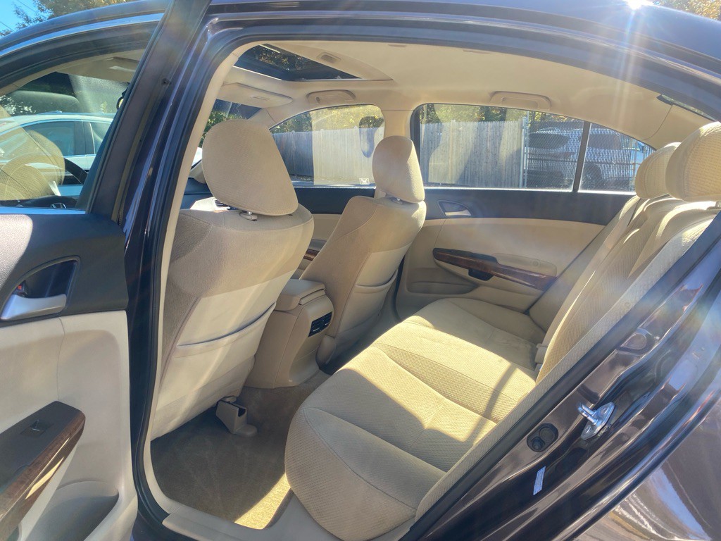 2011 Honda Accord Image 23