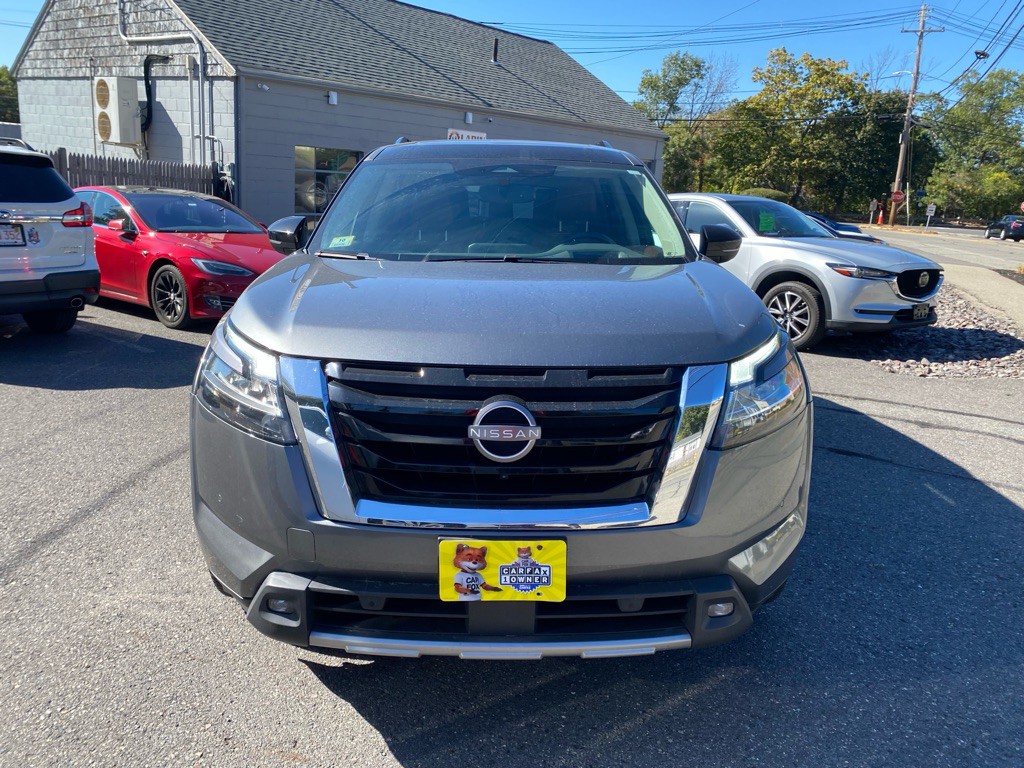 2022 Nissan Pathfinder Image 8
