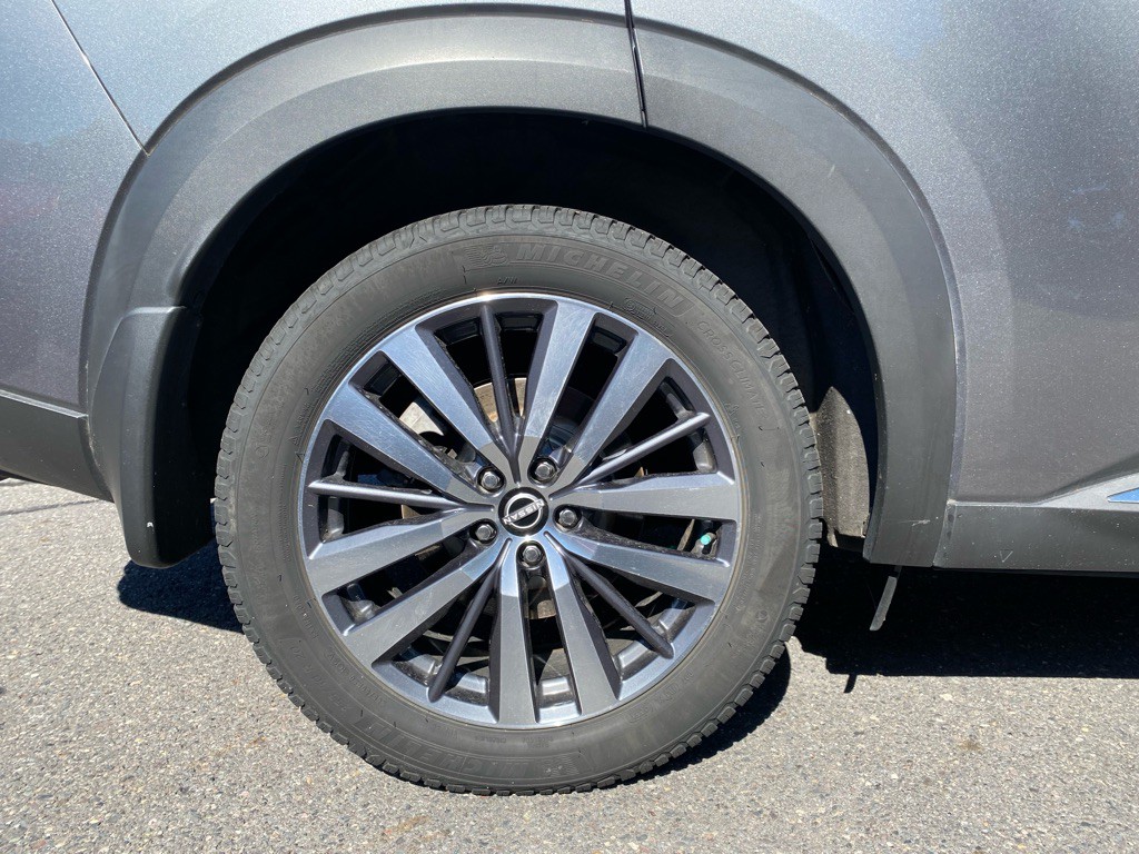 2022 Nissan Pathfinder Image 11