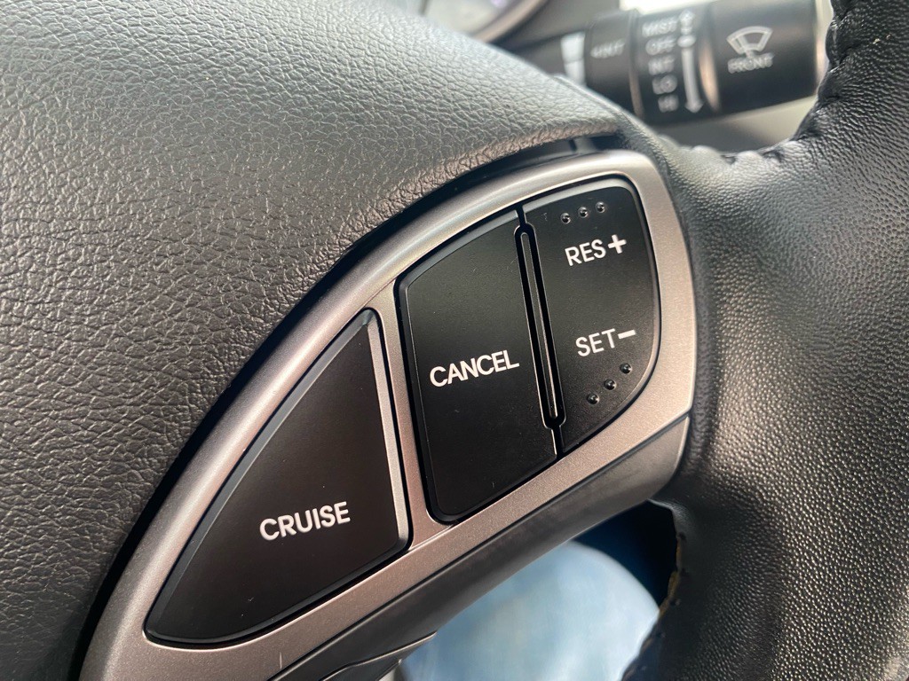 2013 Hyundai Elantra Image 29