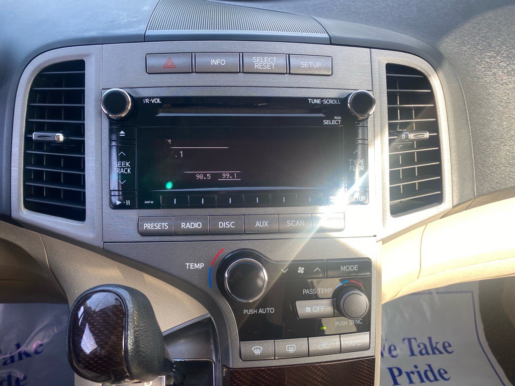 2012 Toyota Venza Image 23