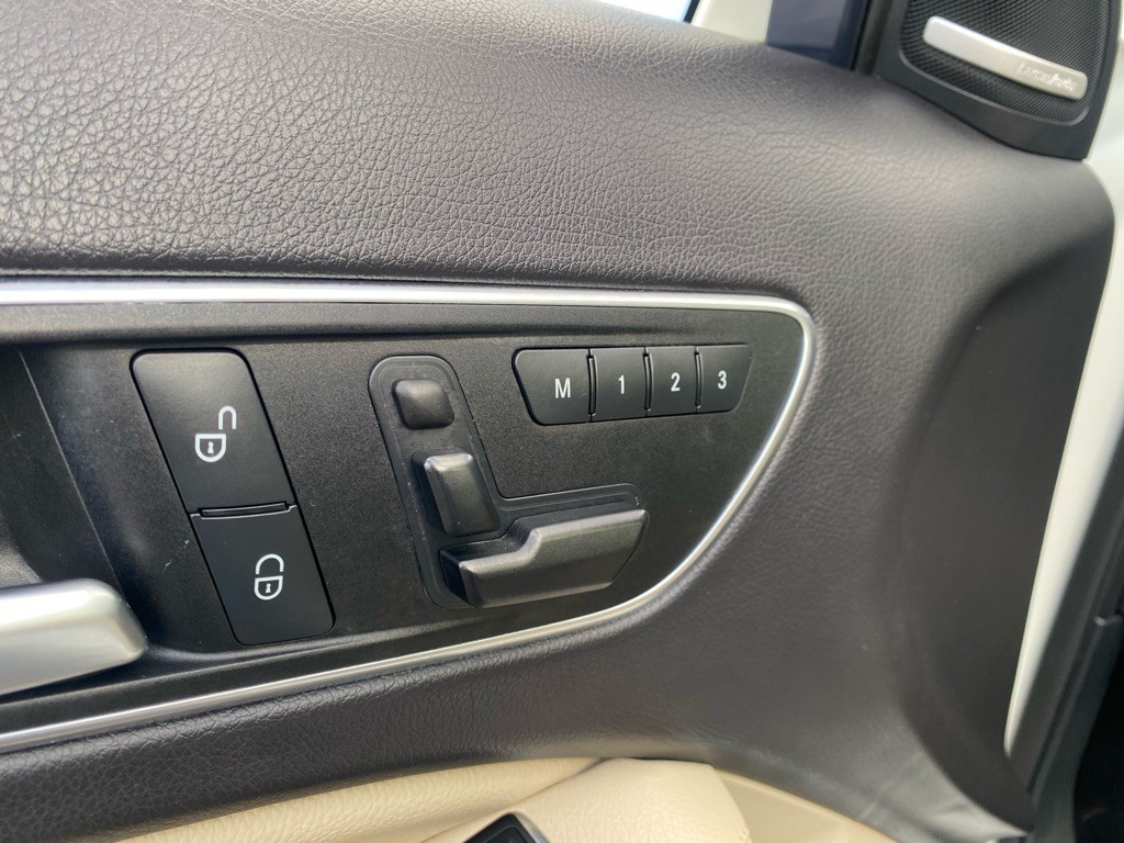 2016 Mercedes-Benz GLA-Class Image 18