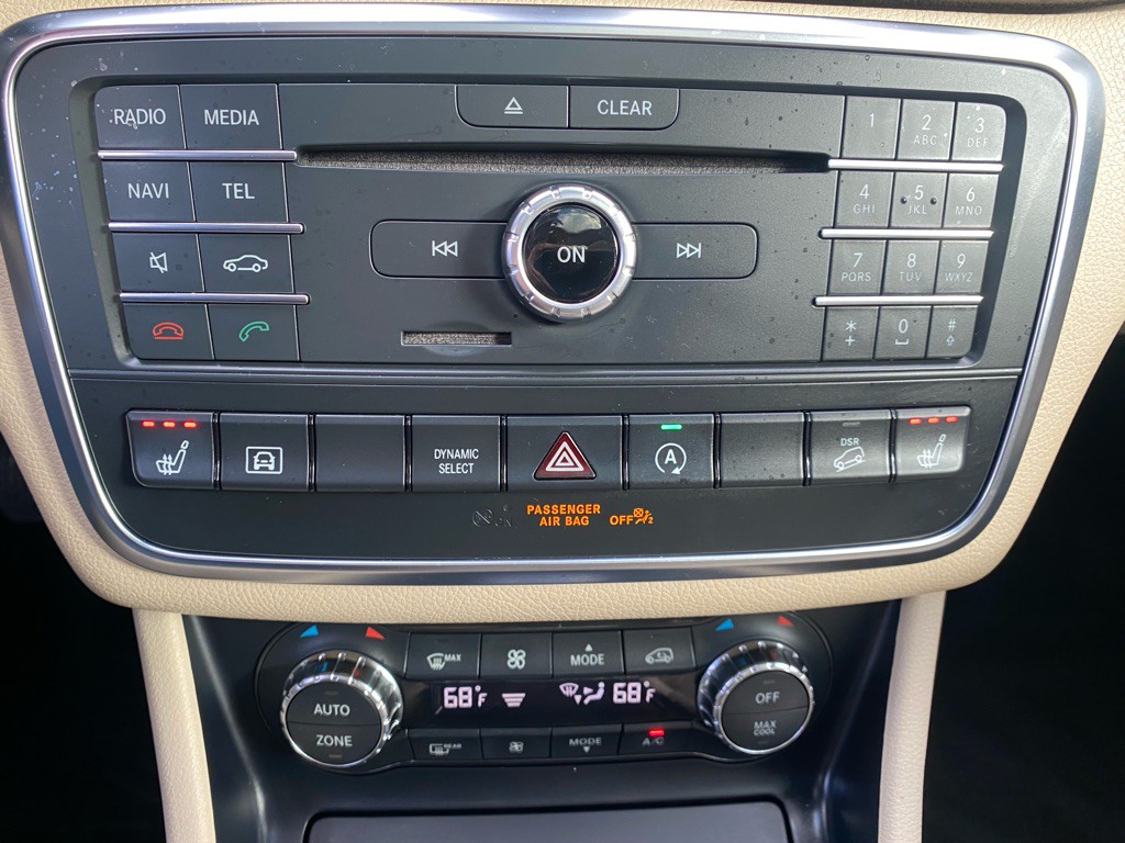 2016 Mercedes-Benz GLA-Class Image 26