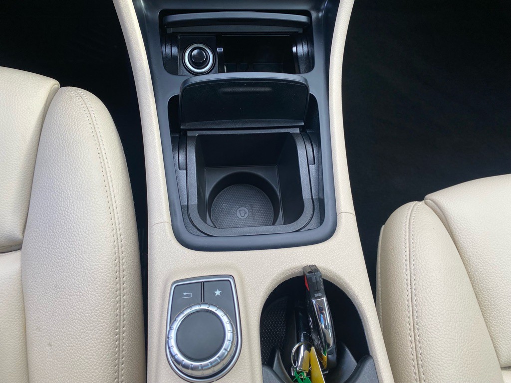 2016 Mercedes-Benz GLA-Class Image 27