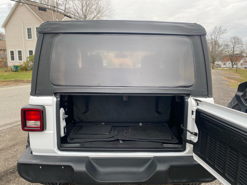 2021 Jeep Wrangler Image 6