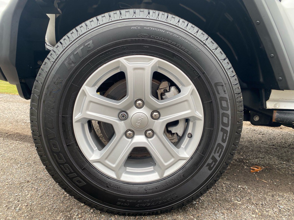 2021 Jeep Wrangler Image 12