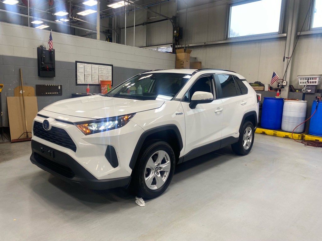 2021 Toyota Rav4 Image 1