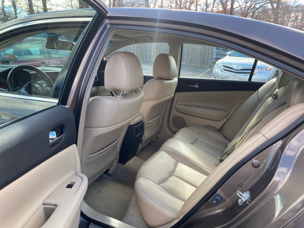 2012 Nissan Maxima Image 15