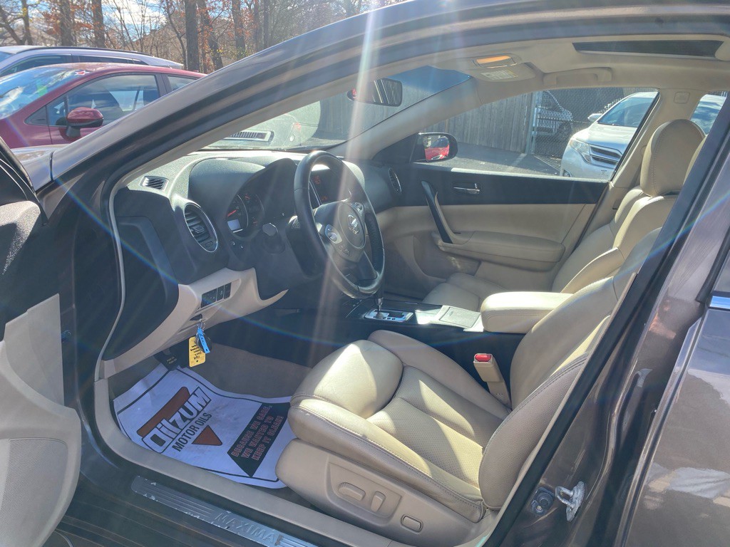 2012 Nissan Maxima Image 17
