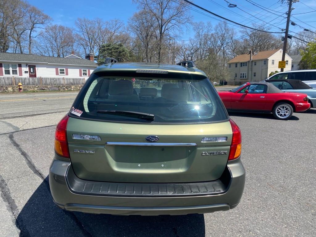 2007 Subaru Outback Image 4