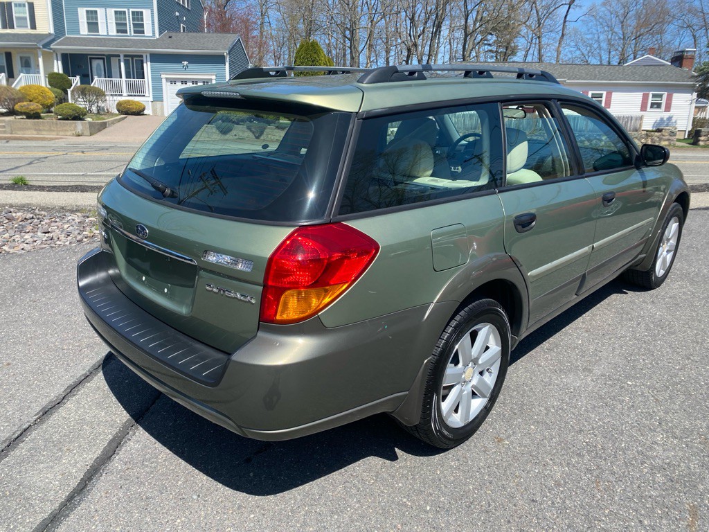 2007 Subaru Outback Image 6
