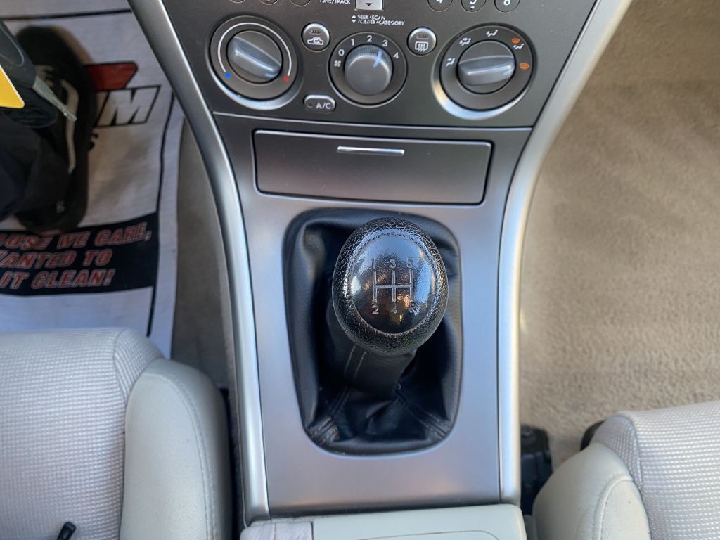 2007 Subaru Outback Image 2