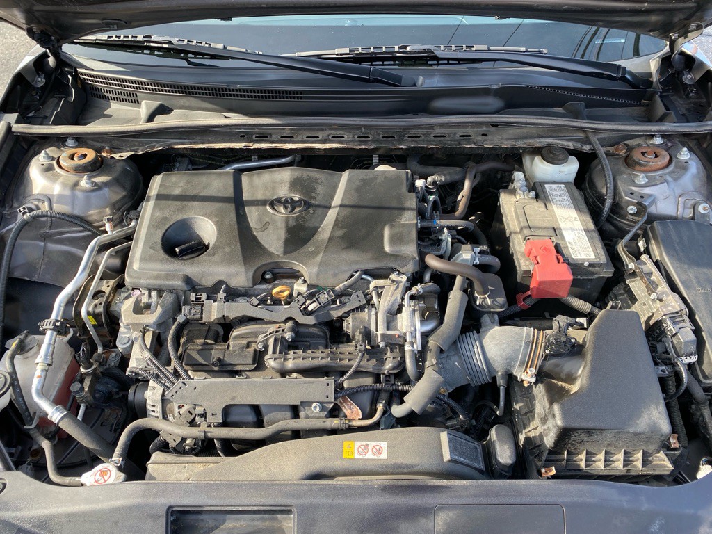 2019 Toyota Camry Image 14