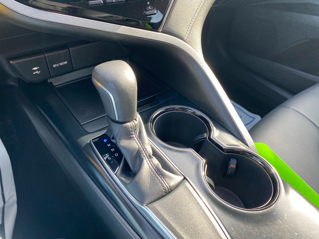 2019 Toyota Camry Image 28