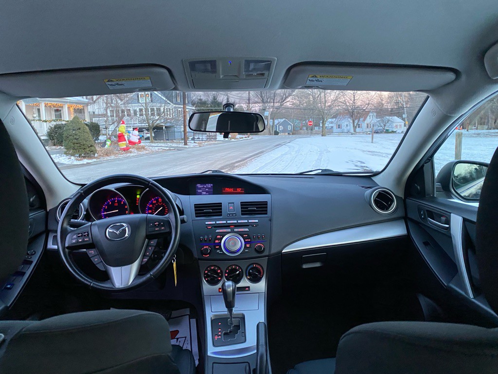 2011 Mazda Mazda3 Image 15