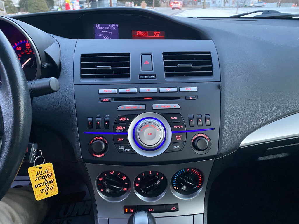 2011 Mazda Mazda3 Image 22