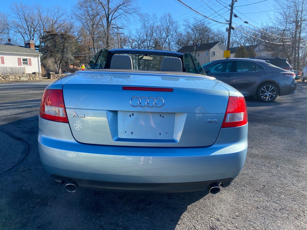 2003 Audi A4 Image 4