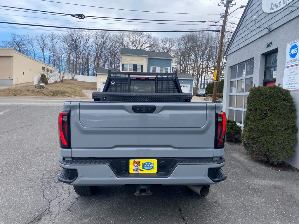 2024 GMC Sierra Image 4