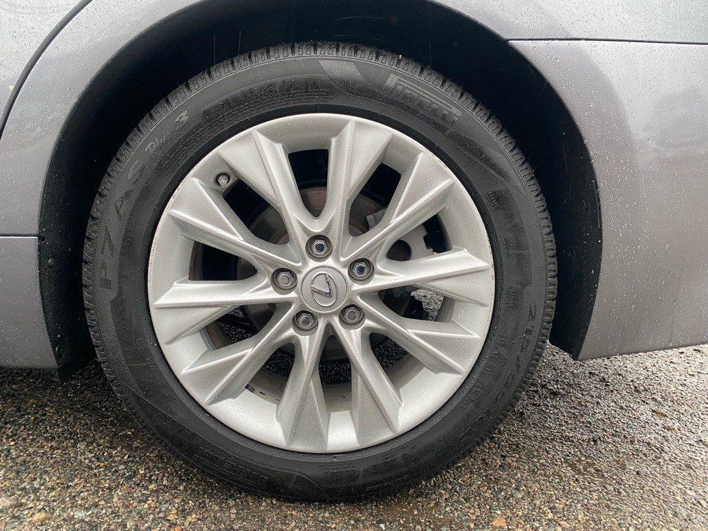 2014 Lexus ES Image 11