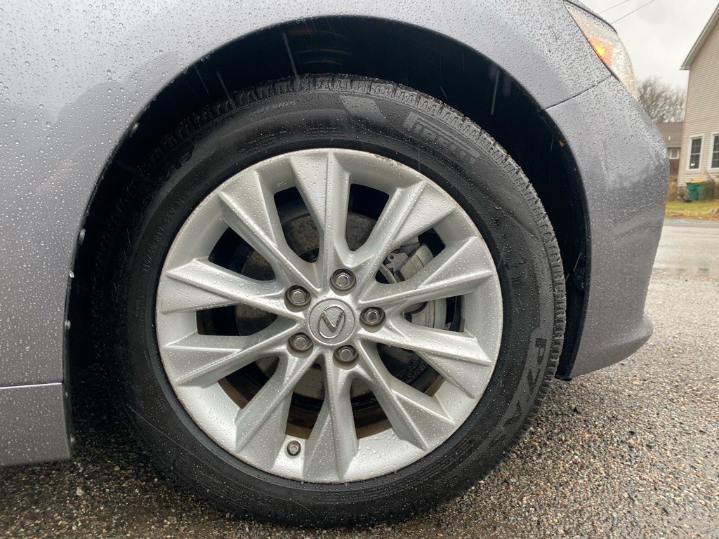 2014 Lexus ES Image 13