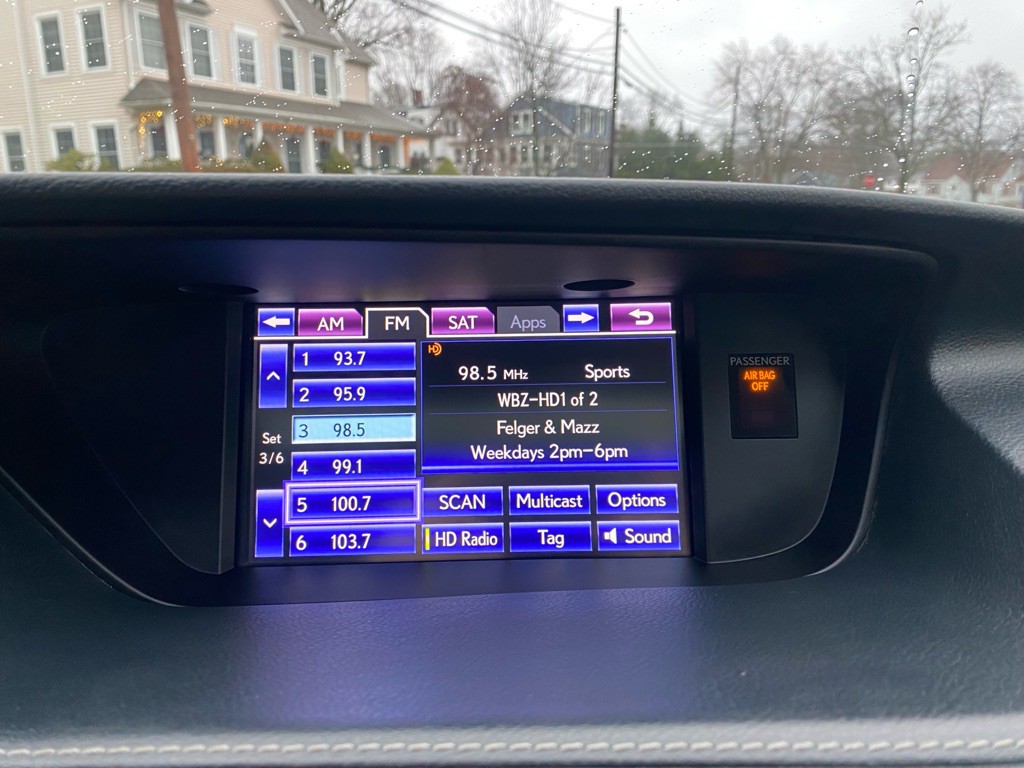 2014 Lexus ES Image 24