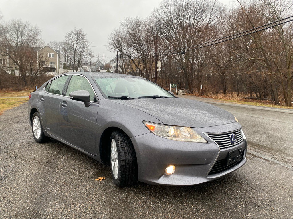 2014 Lexus ES Image 10