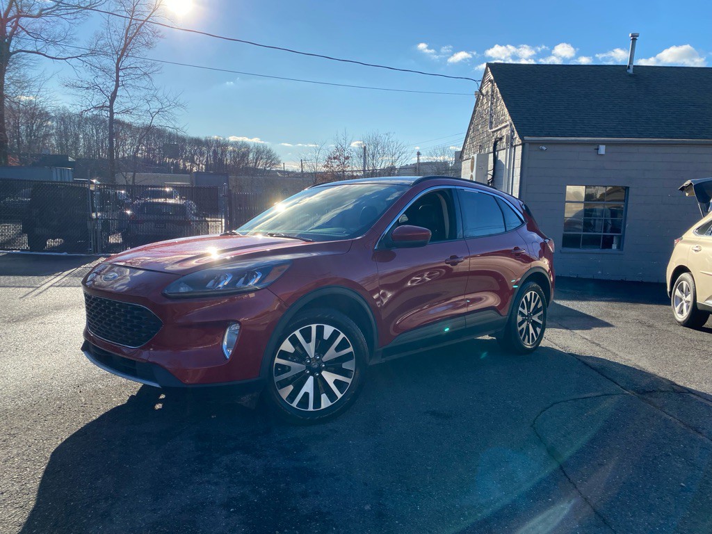 2020 Ford Escape Image 1