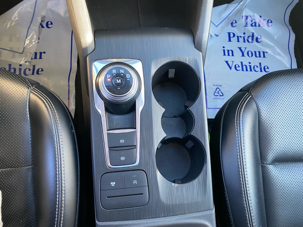 2020 Ford Escape Image 24