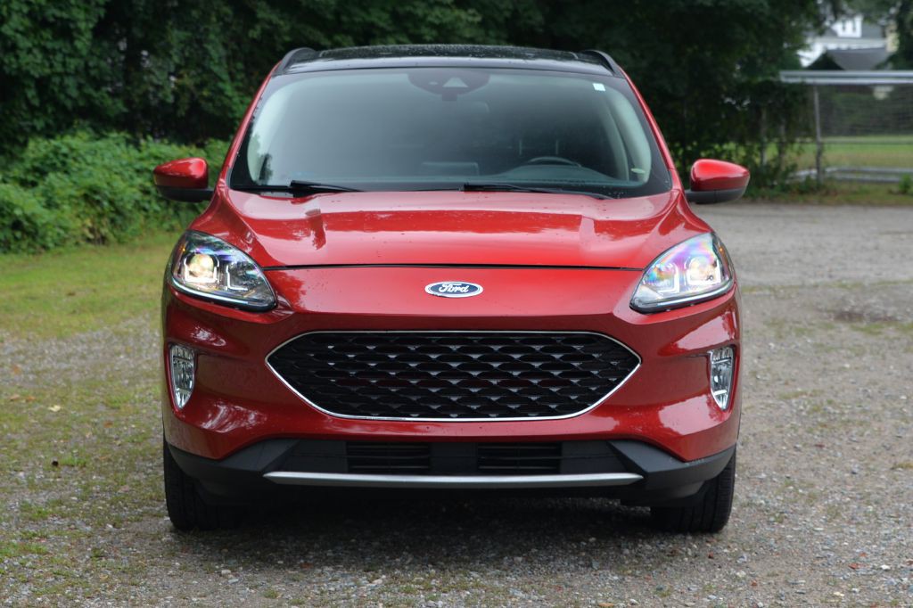 2020 Ford Escape Image 2