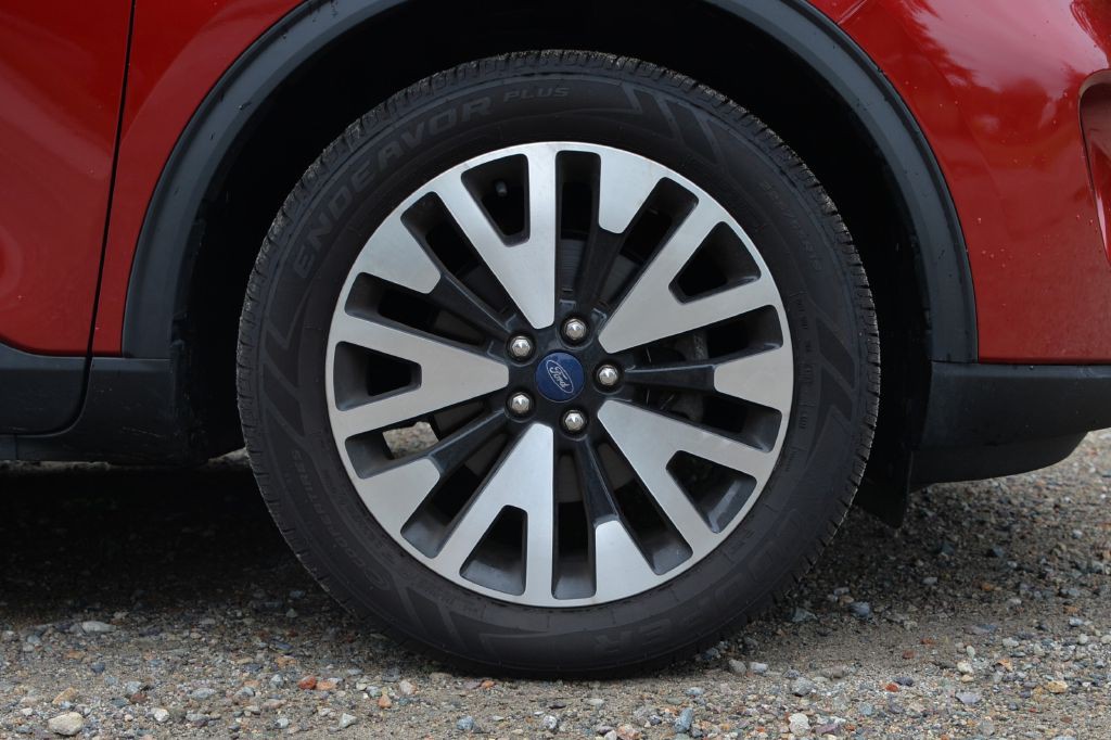 2020 Ford Escape Image 16