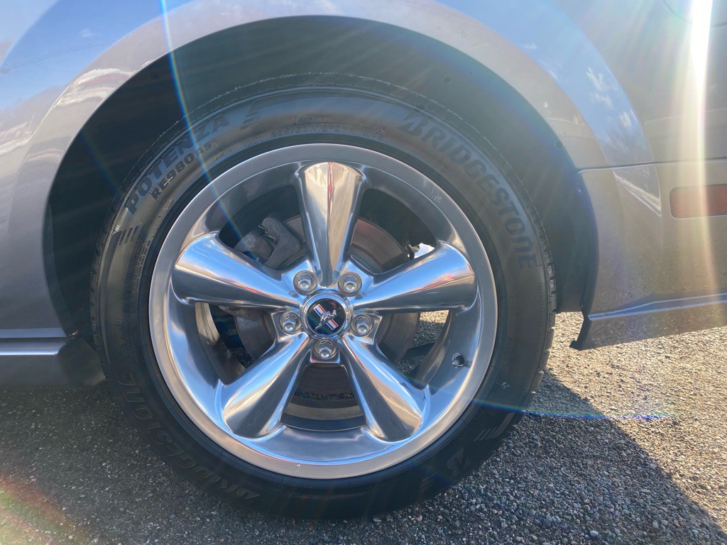 2006 Ford Mustang Image 12