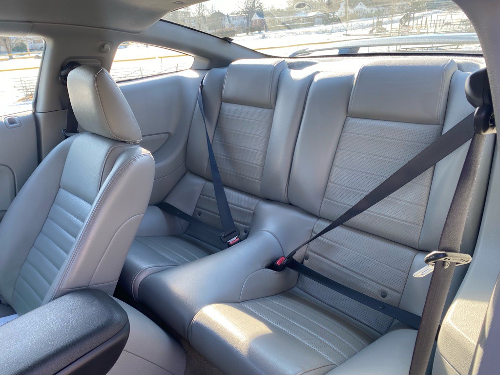 2006 Ford Mustang Image 25